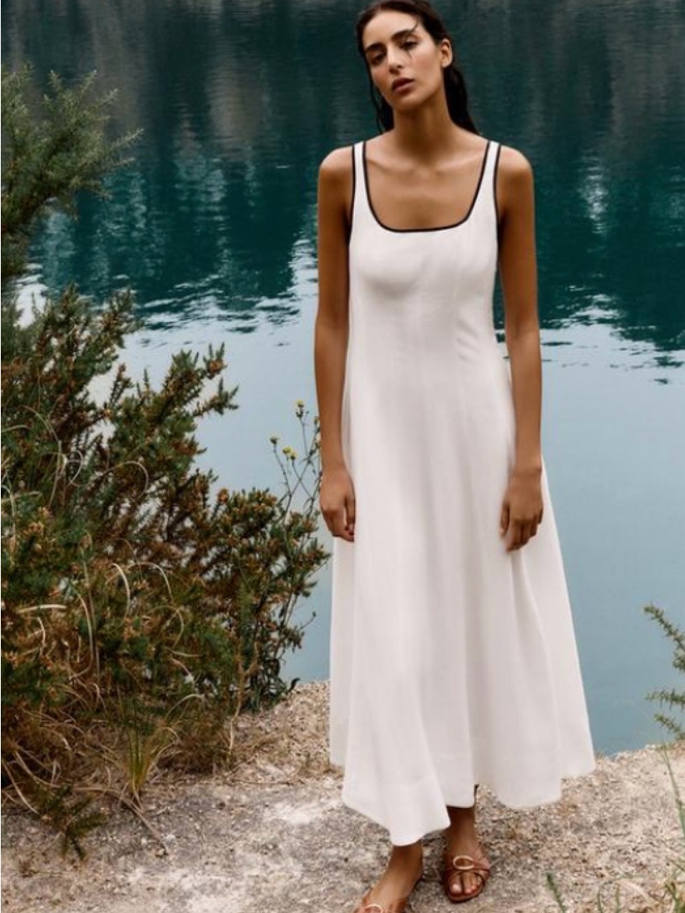 Zara White Dress with Black Trim - Picture 3 of 6